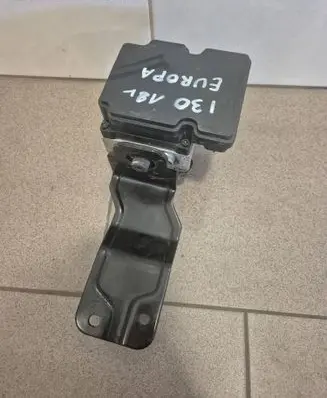 Hyundai i30 ABS Pump 58920G4400