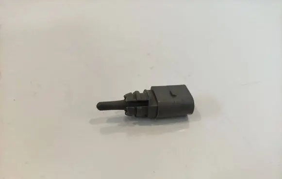 Volkswagen T-Roc Outside/external air temperature sensor 8Z0820535BCAREWAY