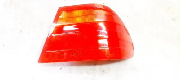 Mercedes-Benz E W210 Rear/tail lights 197042r