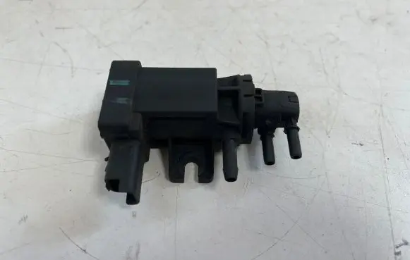 Volvo V50 Turbo solenoid valve 9652570180