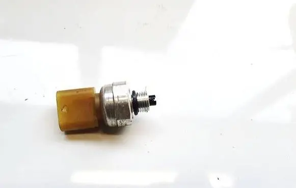 Air conditioning (A/C) pressure sensor