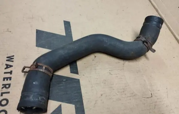 Chrysler Neon II Engine coolant pipe/hose
