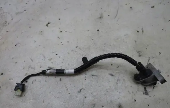 Volvo V40 Crankshaft position sensor GMAUTO4574097