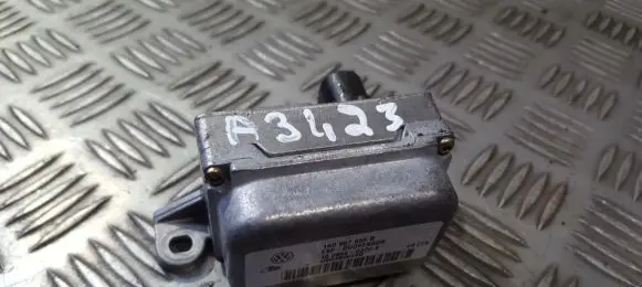 Volkswagen Golf V ESP acceleration yaw rate sensor 1k0907655b 10.0985-0320.4