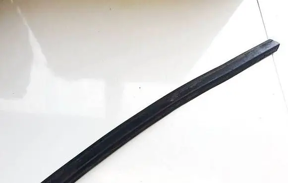 BMW X1 E84 Engine compartment rubber 51647134102 5164713410203GE