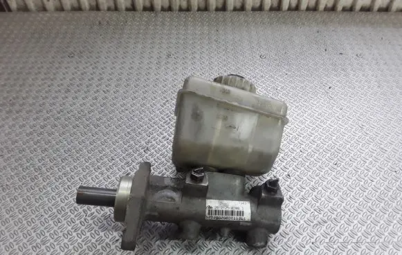 Mercedes-Benz ML W163 Master brake cylinder