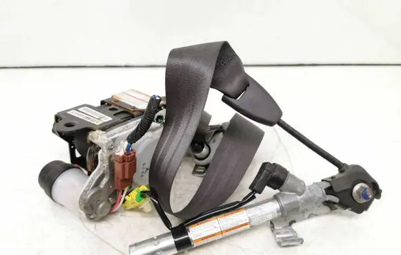 Honda CR-V Front seatbelt 81450SWWG1 6075382 6082756A