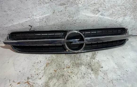 Audi A6 S6 C5 4B Front grill 13103966