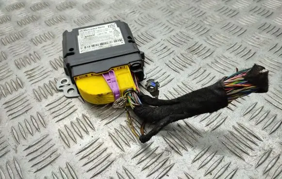 Mercedes-Benz A W176 Airbag control unit/module A1179005200 A1179011700 A1179021600