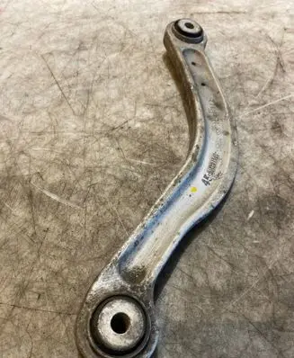 Mercedes-Benz C W204 Rear control arm 20407Fl1