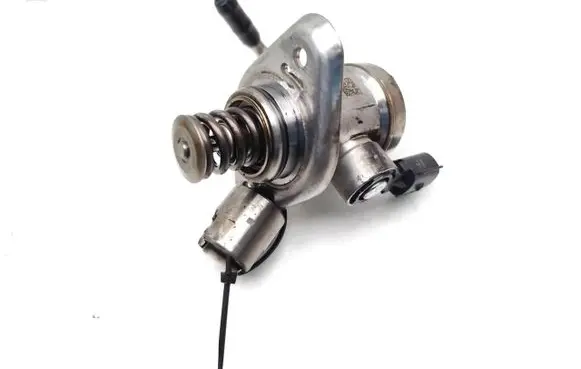 Ford Focus Fuel injection high pressure pump H6BG9D376AA