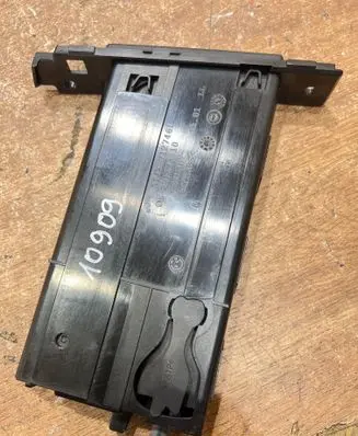 BMW 3 E90 E91 Cup holder 7127461