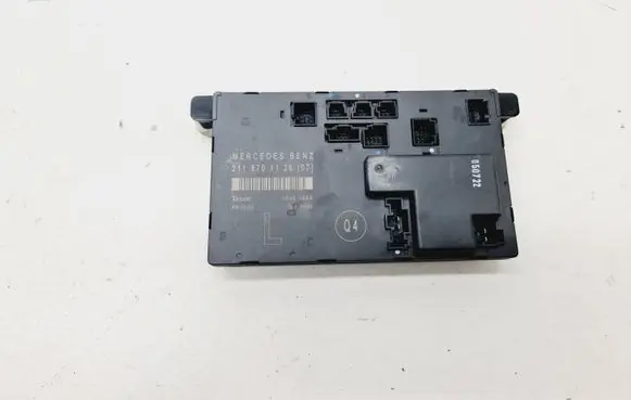 Mercedes-Benz E W211 Door control unit/module 2118701126