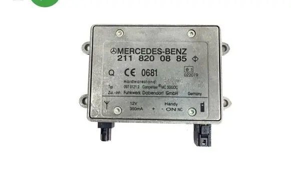 Mercedes-Benz E W211 Antenna control unit 2118200885 09701212