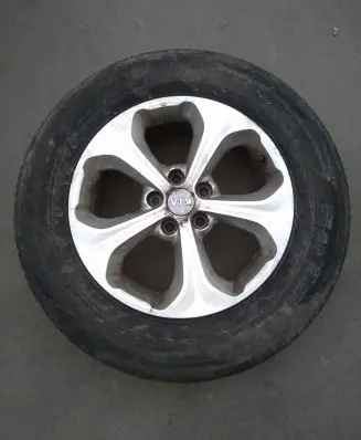 KIA Sorento R17 spare wheel 529102P270