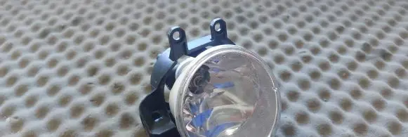 Toyota Auris E180 Front fog light 8121002110 90008490 90008495