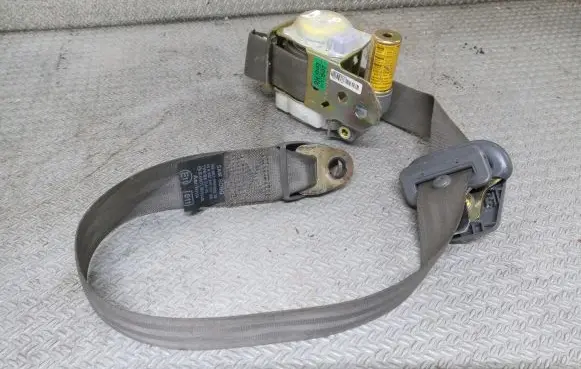 Hyundai Santa Fe Front seatbelt 8888026200YD