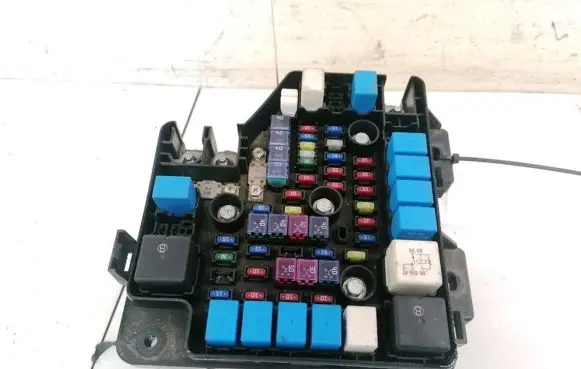 Hyundai Santa Fe Fuse box set