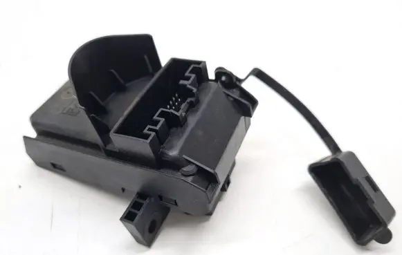 Ford Focus Gateway control module LX7T14F642AA