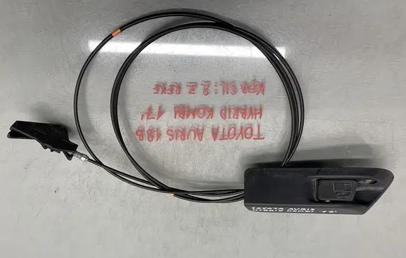 Toyota Auris E180 Fuel cap flap release cable 1111