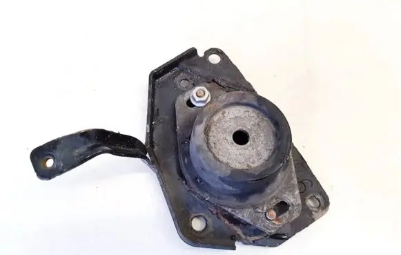Peugeot 3008 I Engine mount bracket
