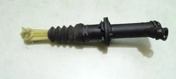 Renault Megane III Clutch slave cylinder 306107195R