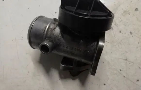 Mercedes-Benz A W168 EGR valve A6680900154