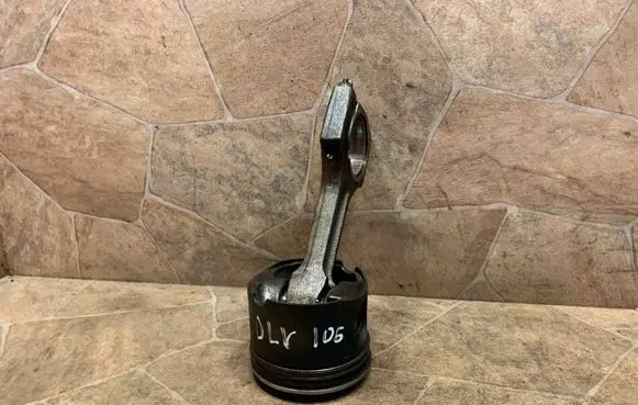 BMW X3 E83 Piston 0840C