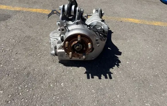 Jaguar F-Pace Rear wheel hub spindle/knuckle 