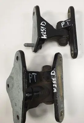 Mercedes-Benz R W251 Rear door hinge set 
