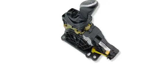 Volvo S60 Gear shifter/selector 31367685