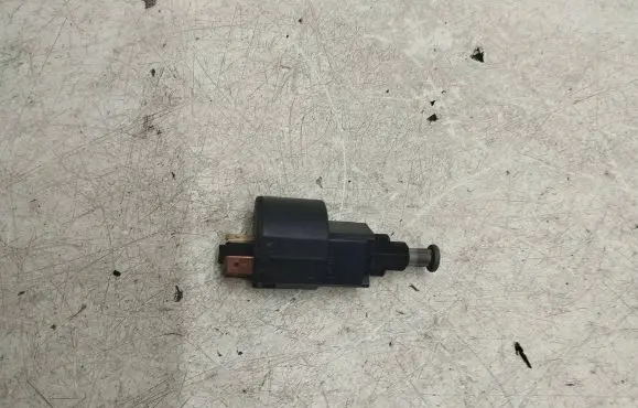 Opel Zafira A Brake pedal sensor switch 09175172 09175185 09132299