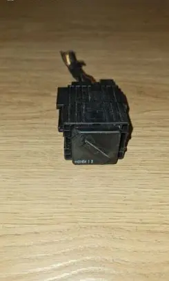 BMW 5 E39 Other relay 8380420