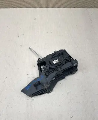 Toyota RAV 4 (XA40) Gear shifter/selector 75C996