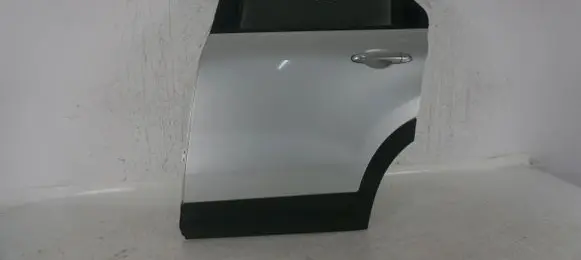 Fiat 500X Rear door