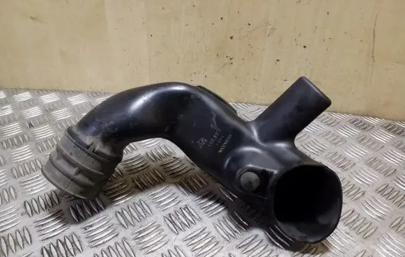 Honda CR-V Air intake duct part ATP151