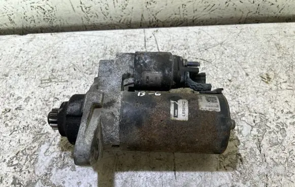 Volkswagen PASSAT B6 Starter motor