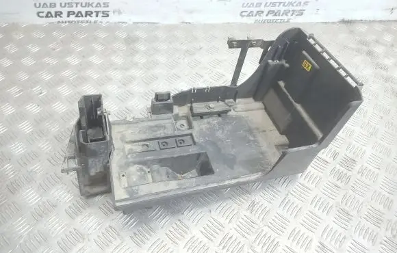 Opel Signum Battery box tray 24413805