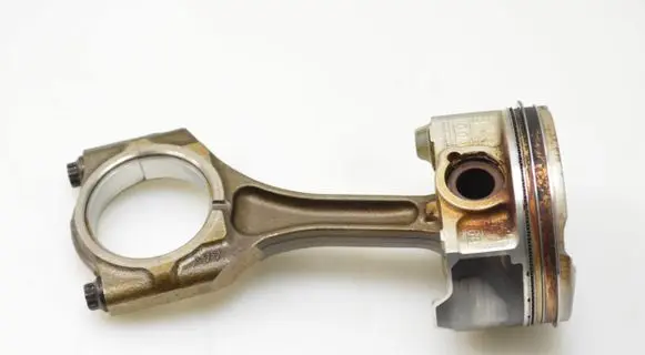 Subaru Legacy Piston with connecting rod