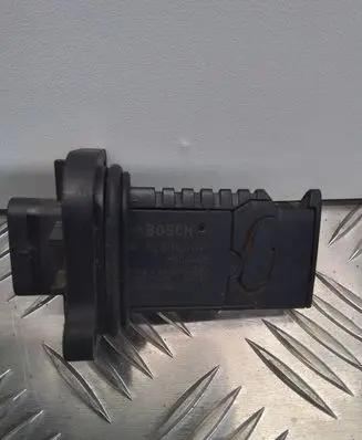 BMW 1 F20 F21 Mass air flow meter 398936588 8506408 0281006092