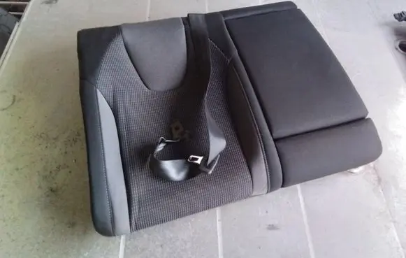 Rear seat