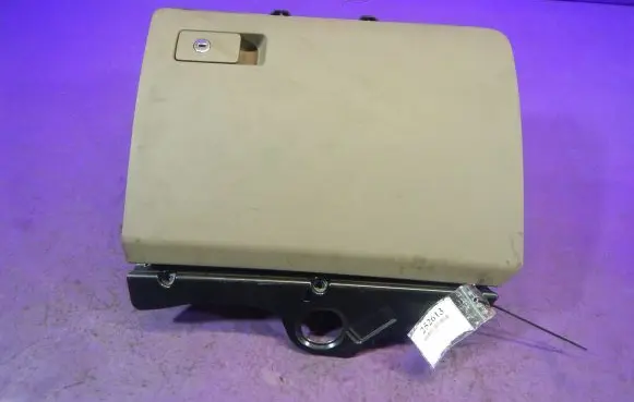 Volkswagen PASSAT B6 Glove box 3C1857097AP