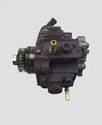 Renault Koleos I Fuel injection high pressure pump H8200690744 0445010170