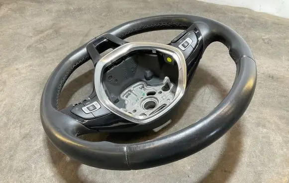 Volkswagen Golf VII Steering wheel 5G0419091 624880300D 503433470