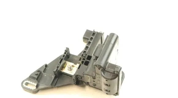 BMW 3 F30 F35 F31 Current control relay 9296151 19322000001 08052013