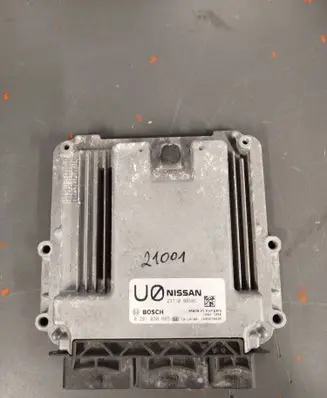 Nissan Qashqai Engine control unit/module 23710bb59c 0281030885