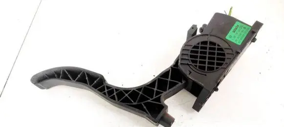Volkswagen Polo IV 9N3 Accelerator throttle pedal 6Q1721503F 0280755063