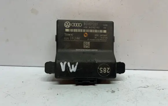 Volkswagen PASSAT B6 Gateway control module 1K0907530F 1K0907951