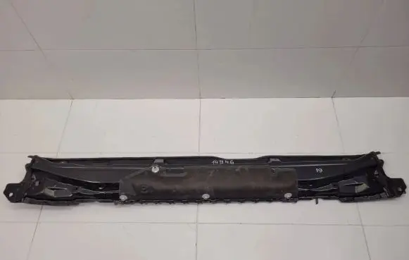 Renault Kadjar Wiper trim 663121642R