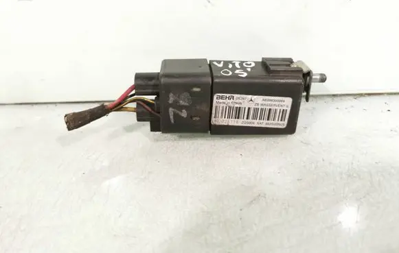 Mercedes-Benz Vito Viano W639 Other relay A6398300084 603303N25